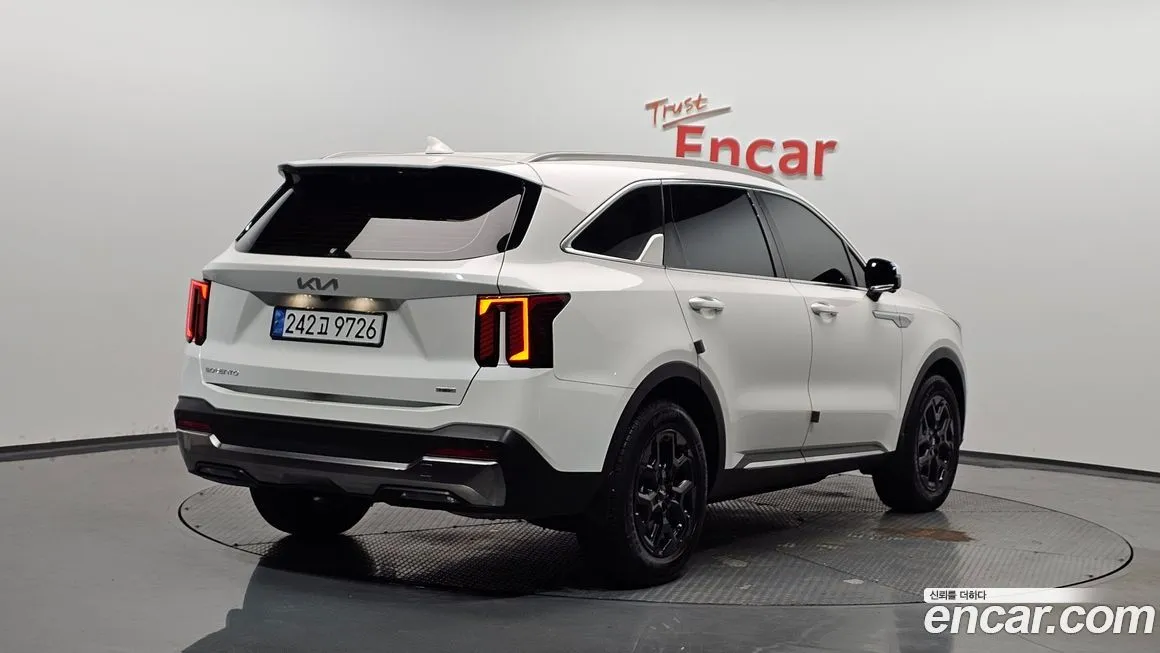 Kia Sorento — фото 2