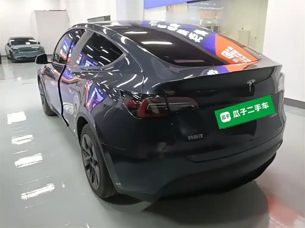 Tesla Model Y 2024 из CN, фото 2
