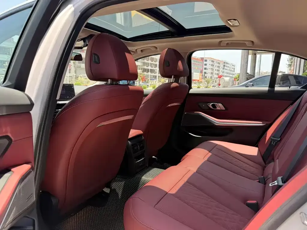 BMW 3 Series 2025 из CN, фото 5