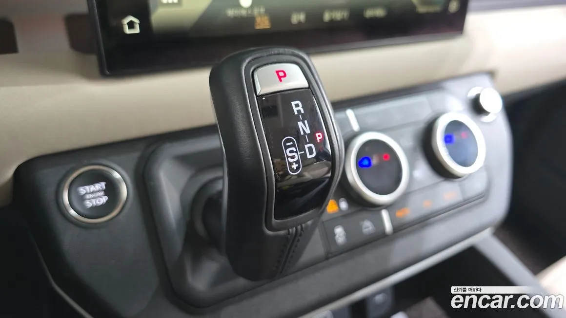 Land Rover Defender 2023 из KR, фото 3