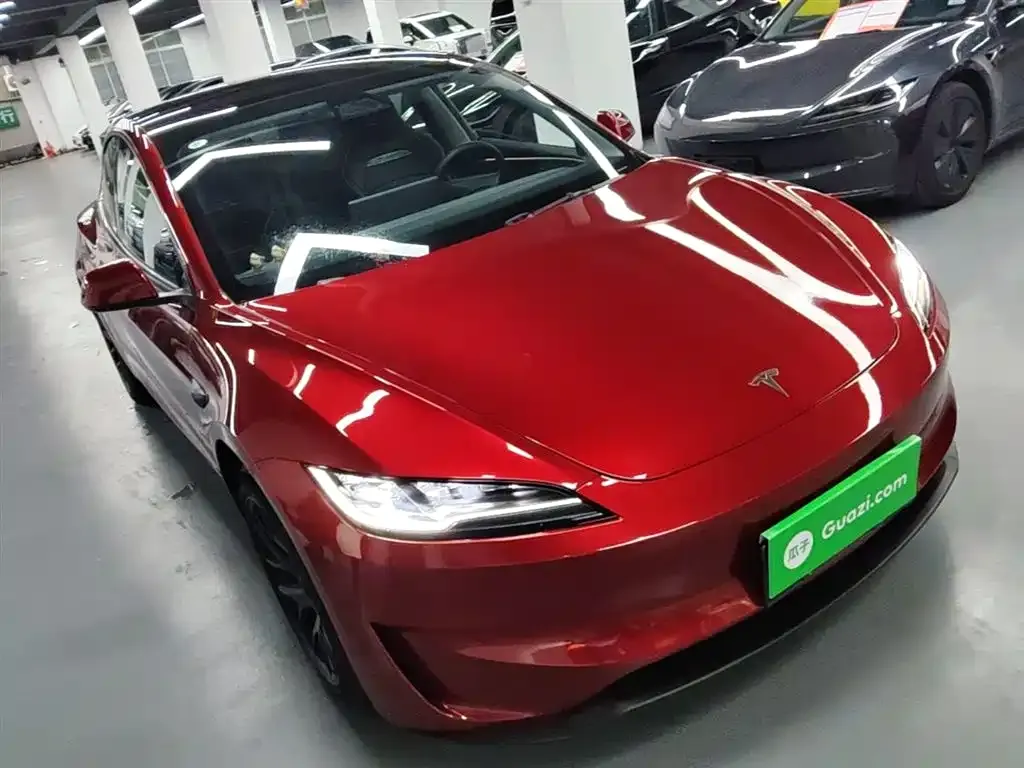 Tesla Model 3 — фото 6