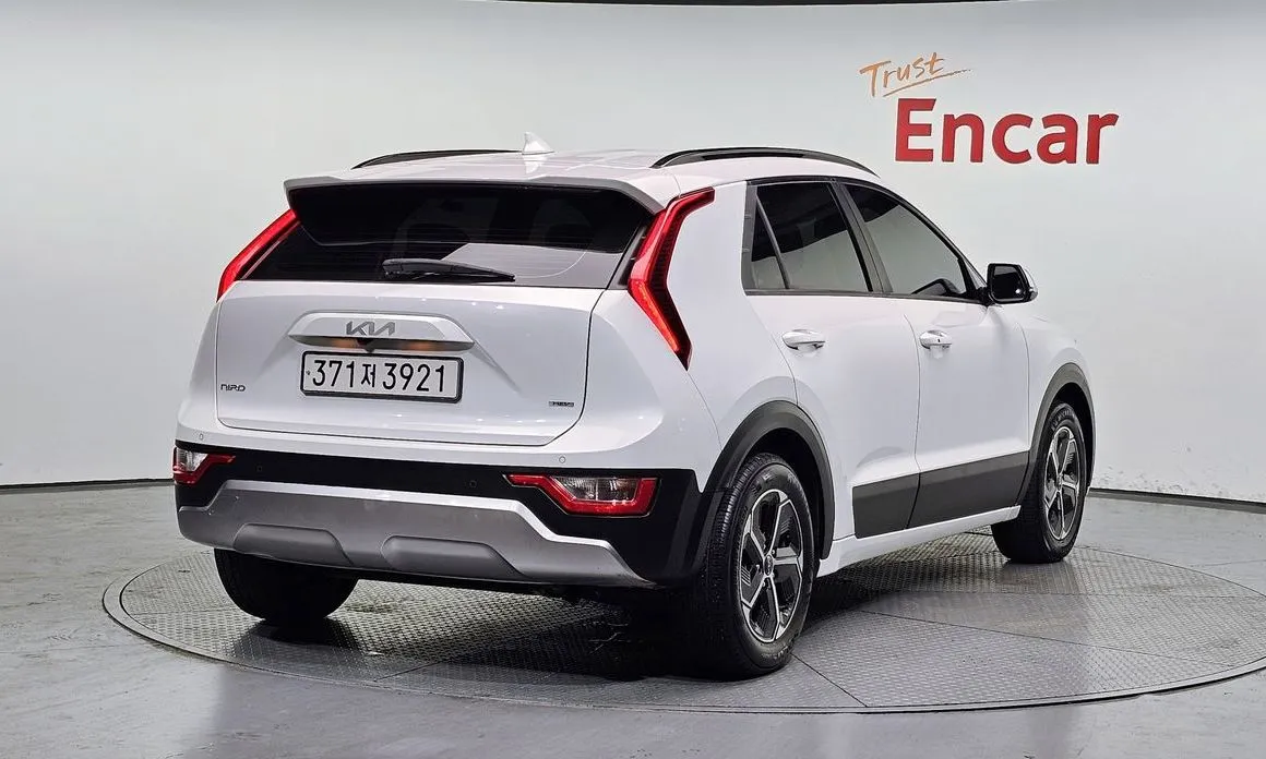 Kia Niro — фото 10