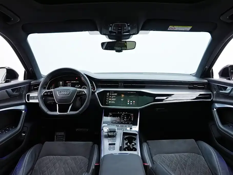 Audi A6L 2022 из CN, фото 4
