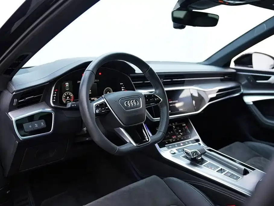 Audi A6L 2022 из CN, фото 2