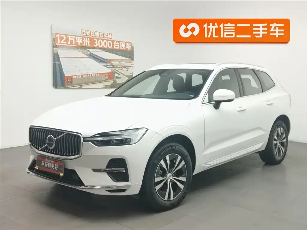 Volvo XC60 — фото 1