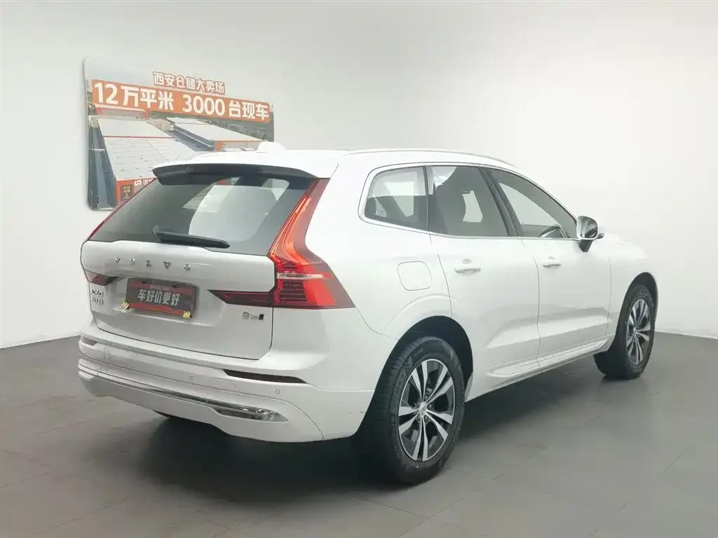 Volvo XC60 — фото 2