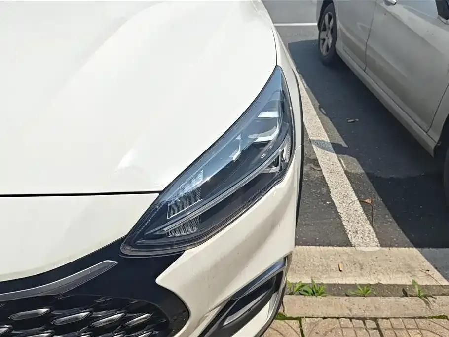 Ford Focus 2022 из CN, фото 10