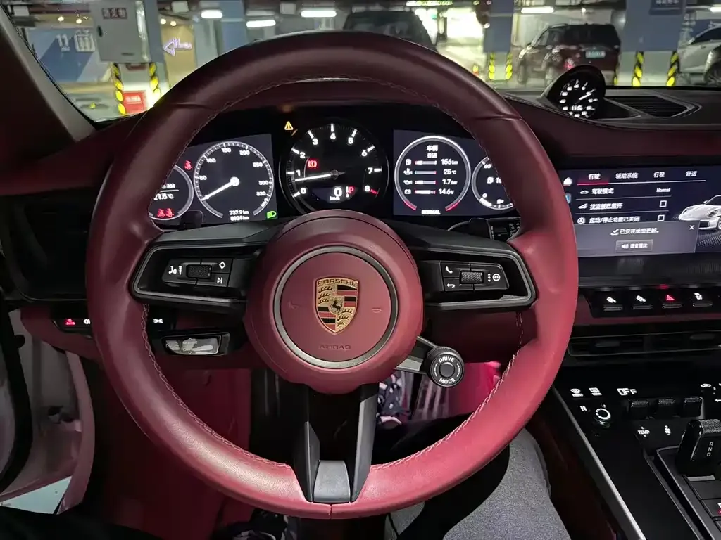 Porsche 911 2023 из CN, фото 10