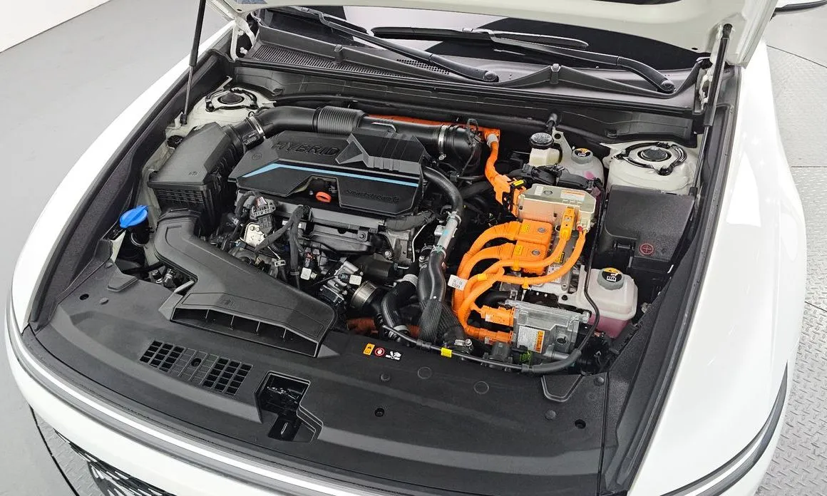 Hyundai Grandeur 2023 из KR, фото 7