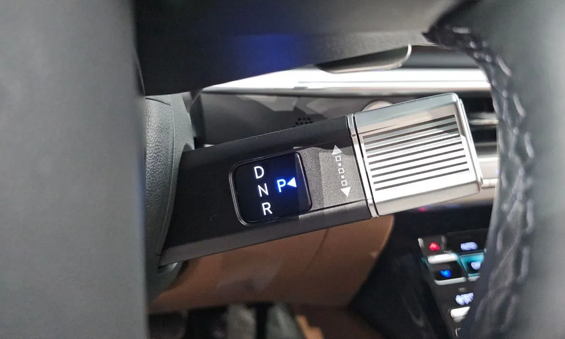 Hyundai Grandeur 2023 из KR, фото 2
