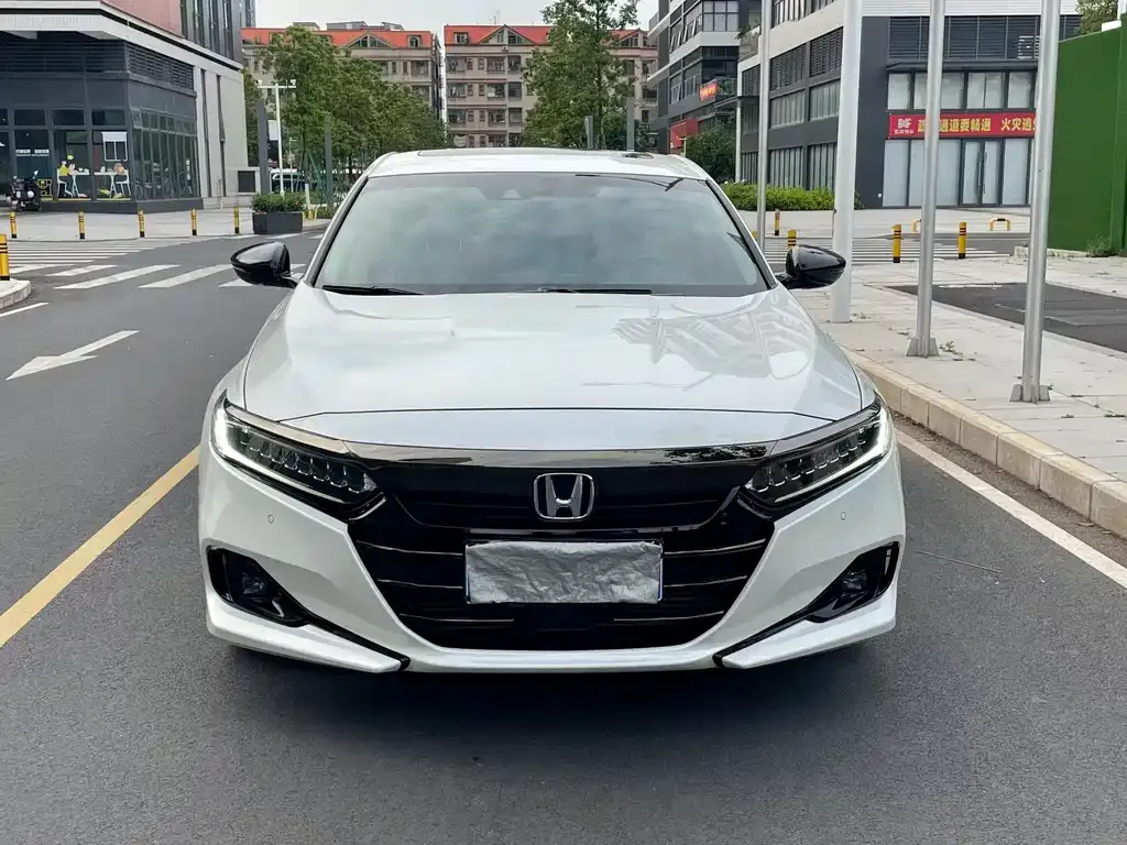 Honda Accord — фото 3