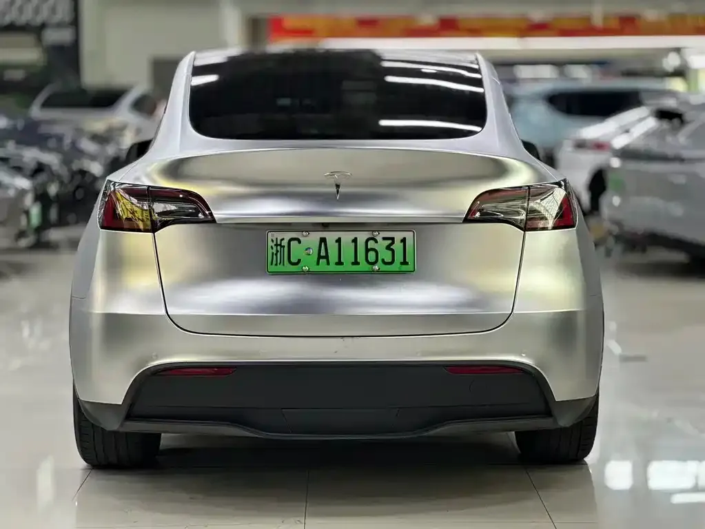Tesla Model Y — фото 3