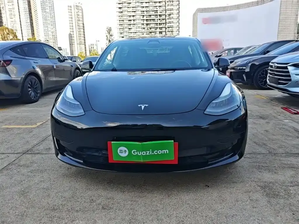 Tesla Model 3 — фото 6