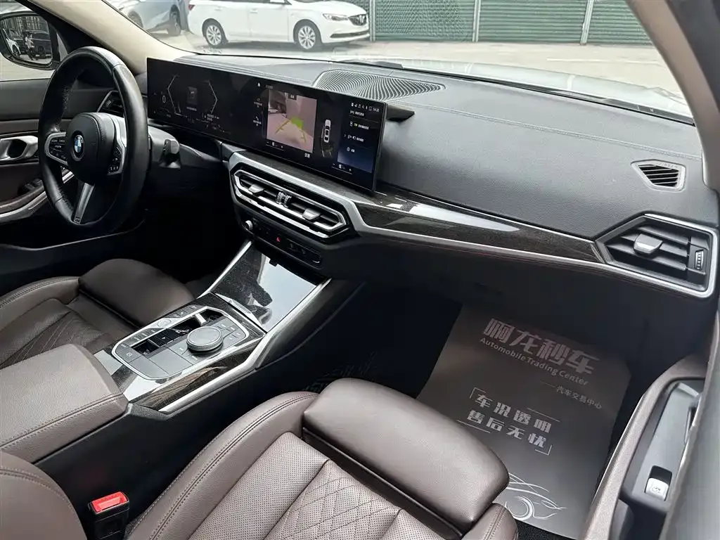BMW 3 Series 2023 из CN, фото 8