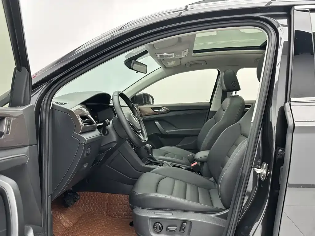 Volkswagen Tharu 2022 из CN, фото 2