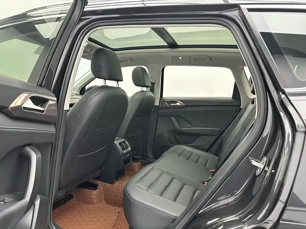 Volkswagen Tharu 2022 из CN, фото 5