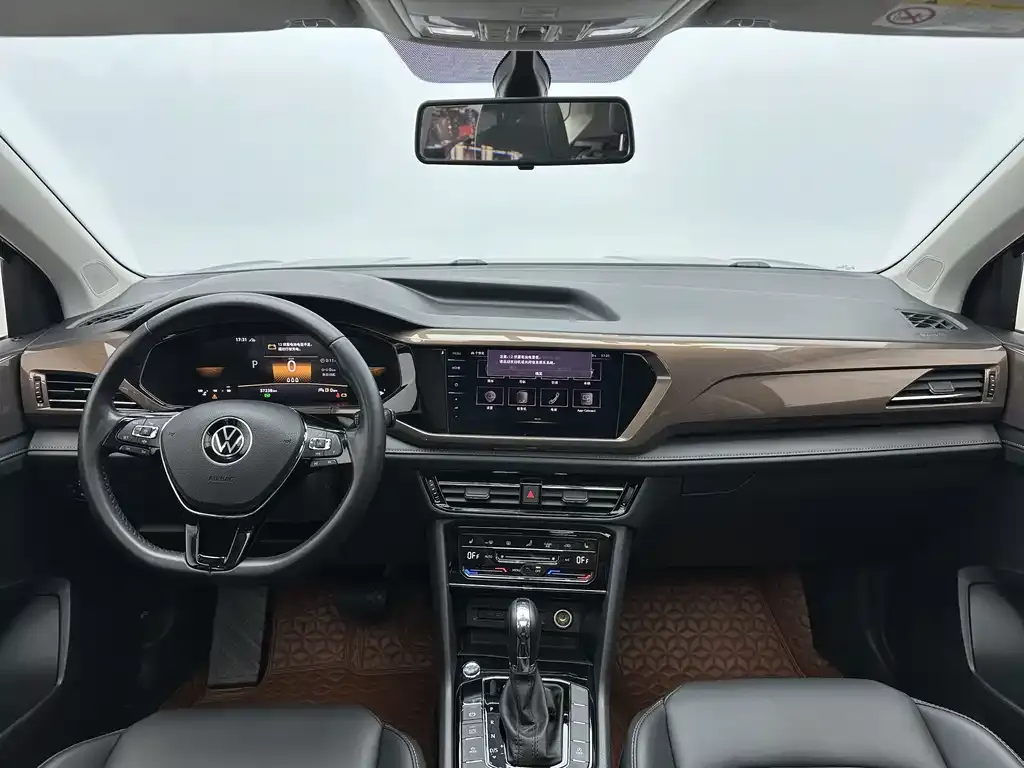 Volkswagen Tharu 2022 из CN, фото 7