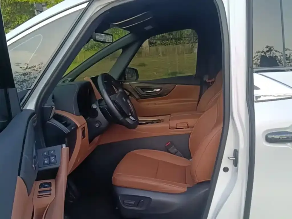 Toyota Vellfire — фото 6