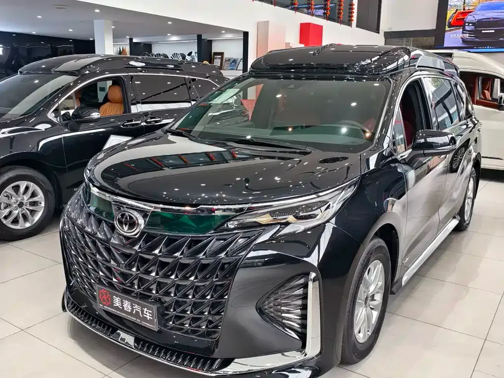 Toyota Granvia 2026 из CN, фото 1