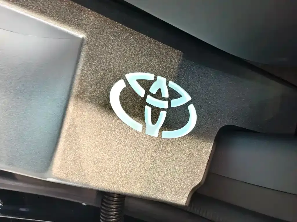 Toyota Granvia 2026 из CN, фото 4