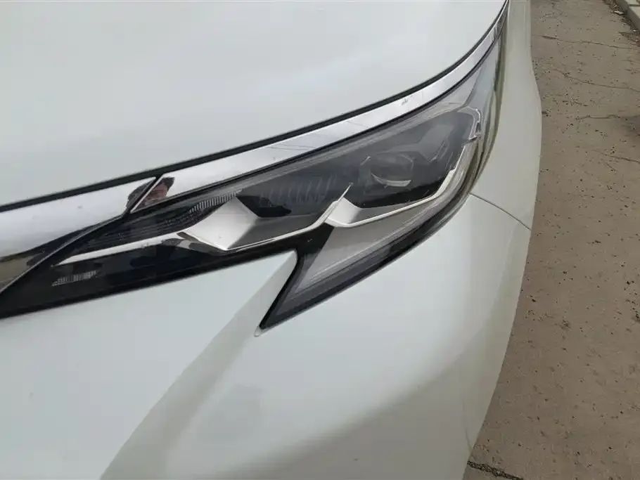 Toyota Sienna 2024 из CN, фото 2
