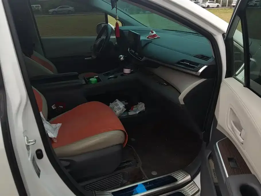 Toyota Sienna 2024 из CN, фото 7