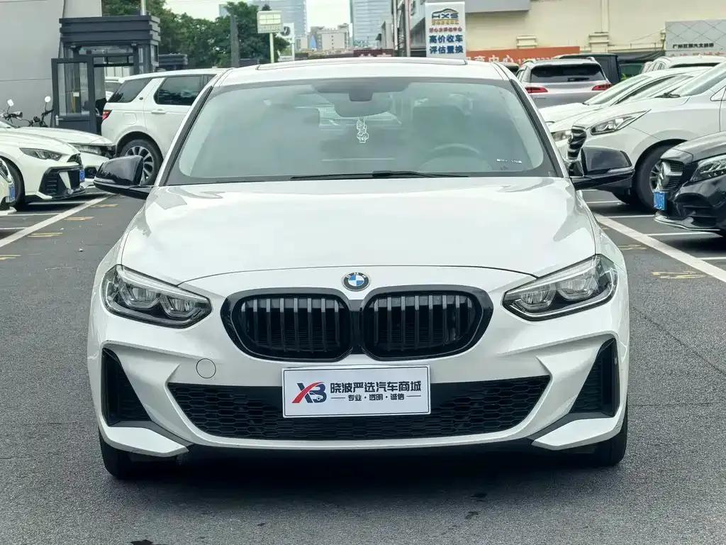 BMW 1 Series 2022 из CN, фото 6