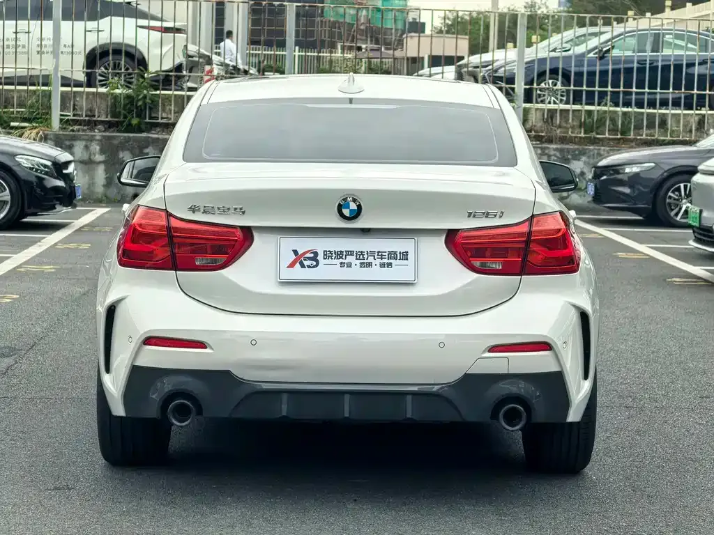 BMW 1 Series 2022 из CN, фото 5