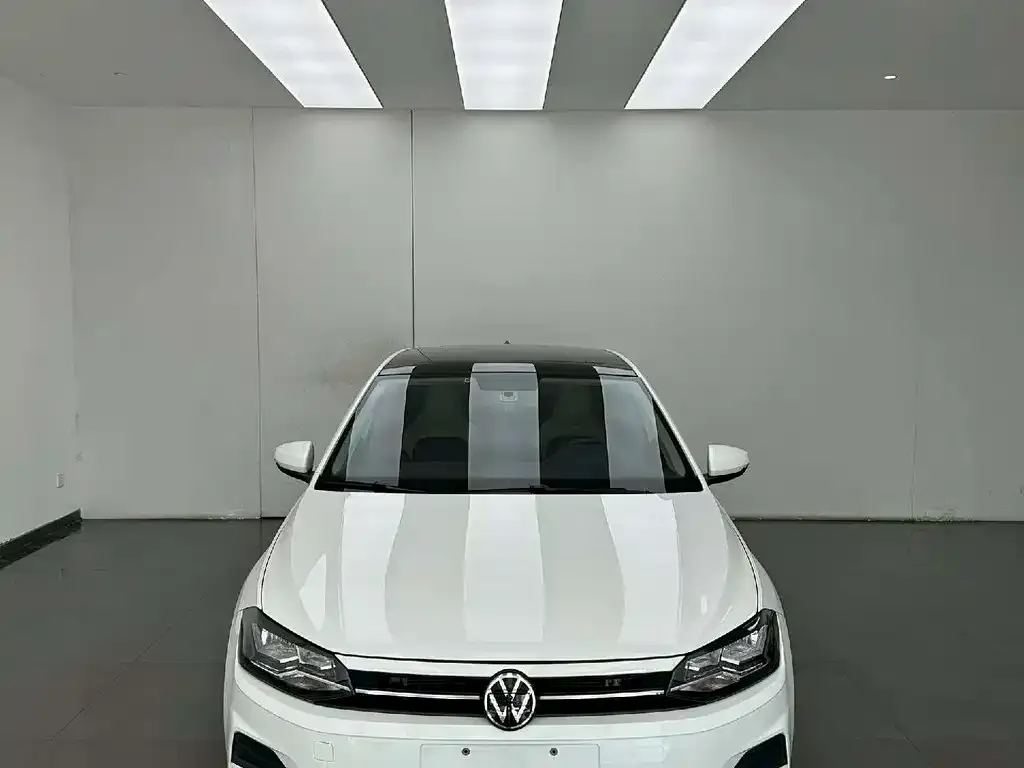 Volkswagen Polo 2023 из CN, фото 3