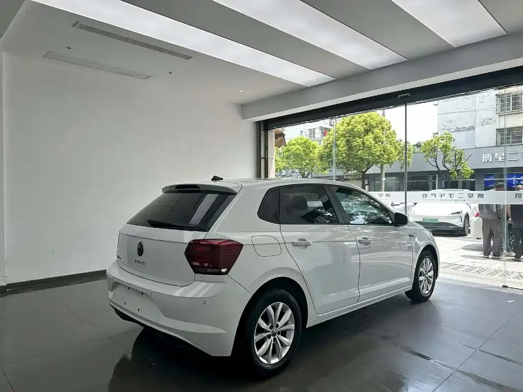 Volkswagen Polo 2023 из CN, фото 9