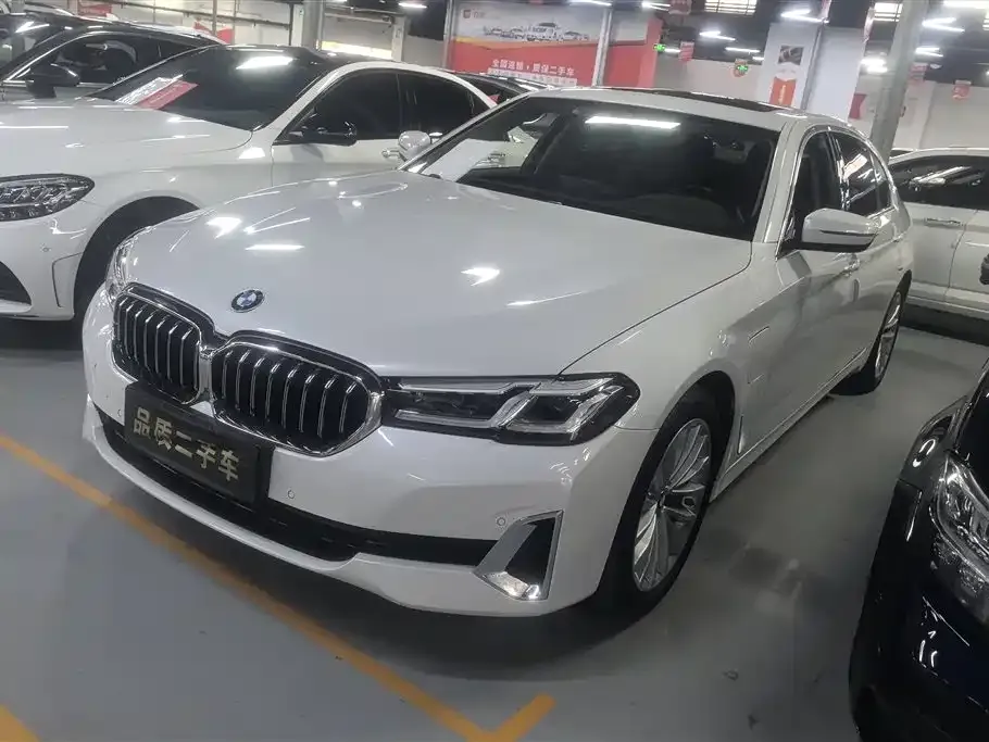 BMW 5 Series New Energy — фото 1