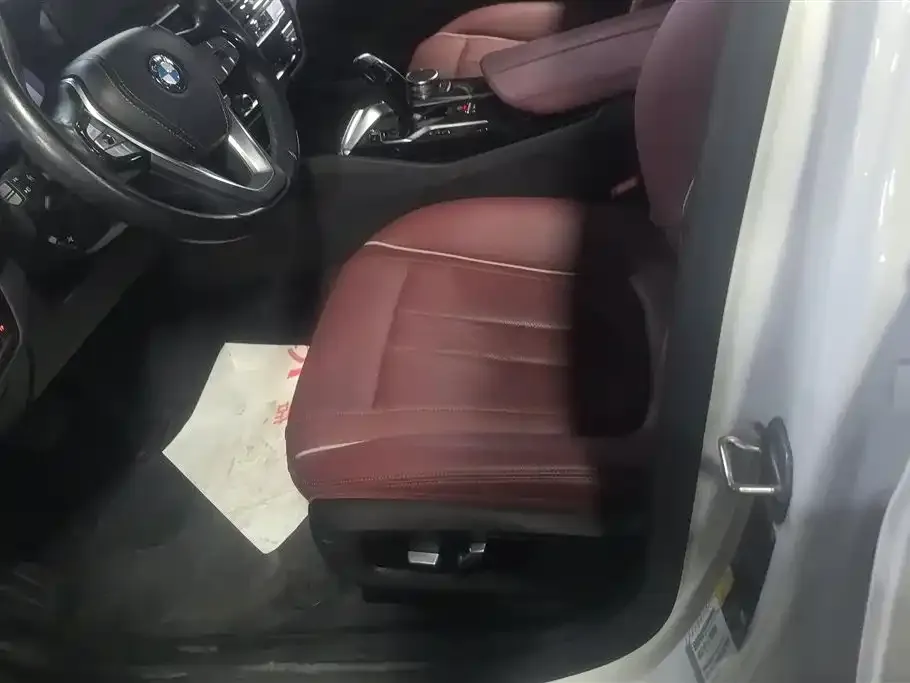 BMW 5 Series New Energy — фото 9