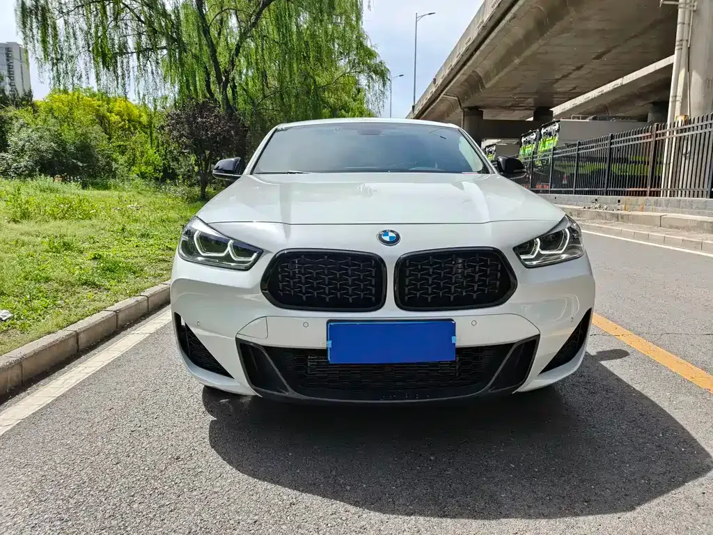 BMW X2 — фото 9