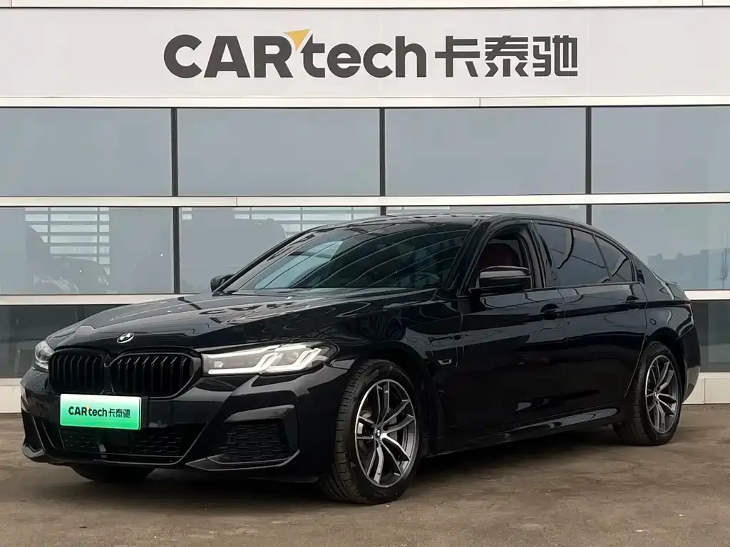 BMW 5 Series New Energy — фото 1