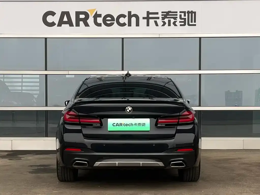 BMW 5 Series New Energy — фото 2