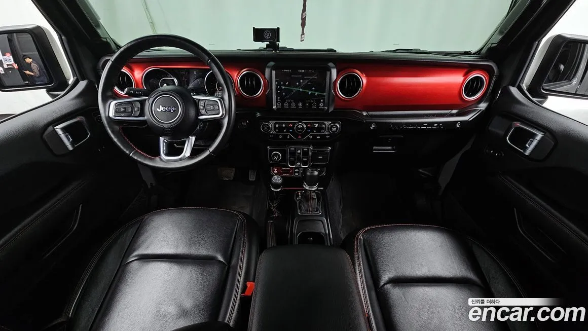 Jeep Wrangler — фото 10