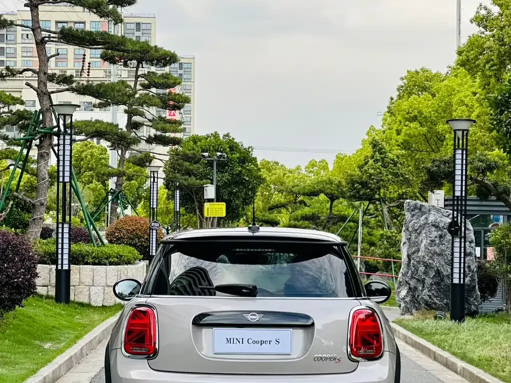 MINI Cooper (3-door) — фото 6
