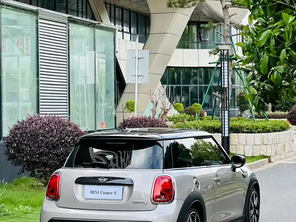 MINI Cooper (3-door) — фото 10