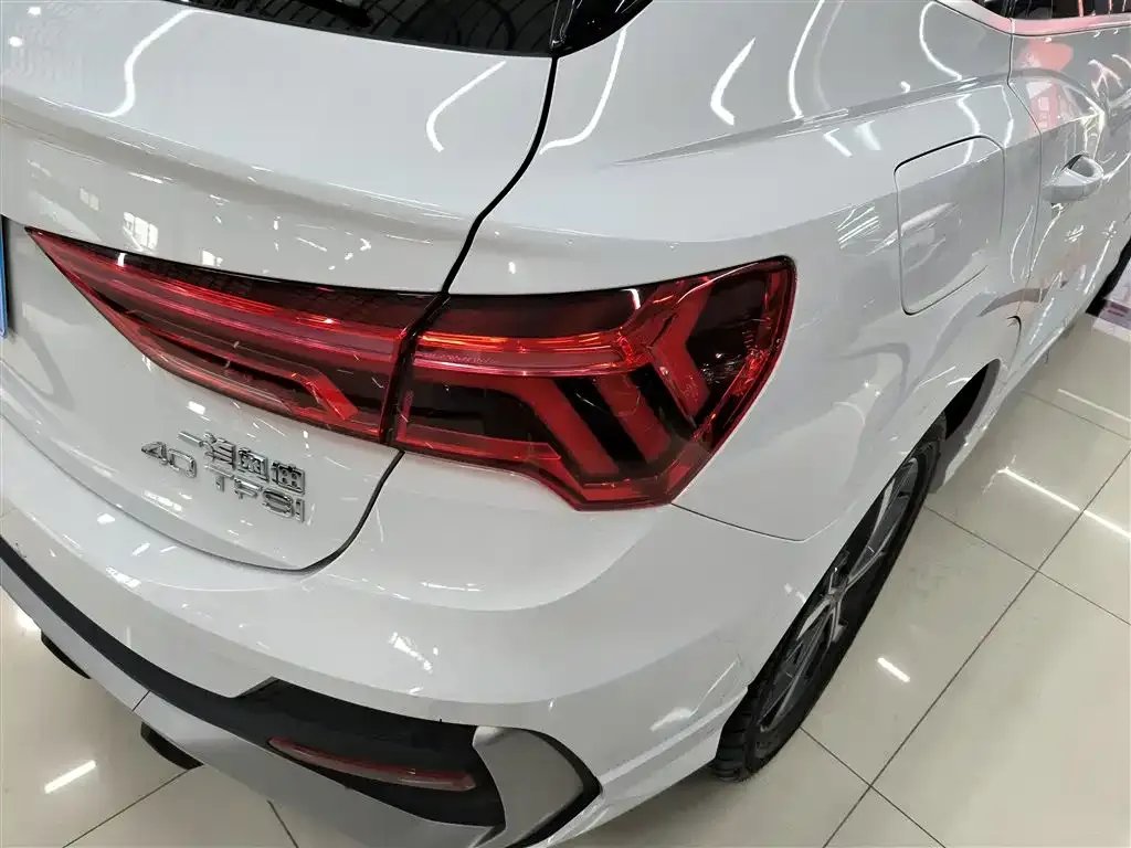 Audi Q3 Sportback 2021 из CN, фото 4