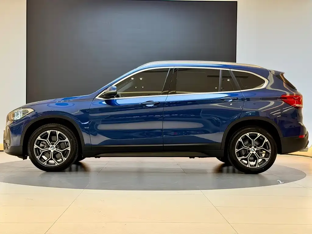 BMW X1 2022 из CN, фото 3