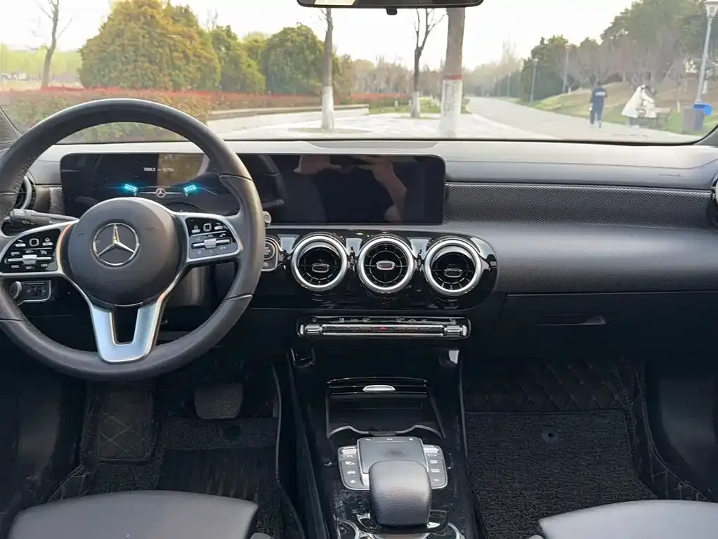 Mercedes-Benz A-Class 2021 из CN, фото 8