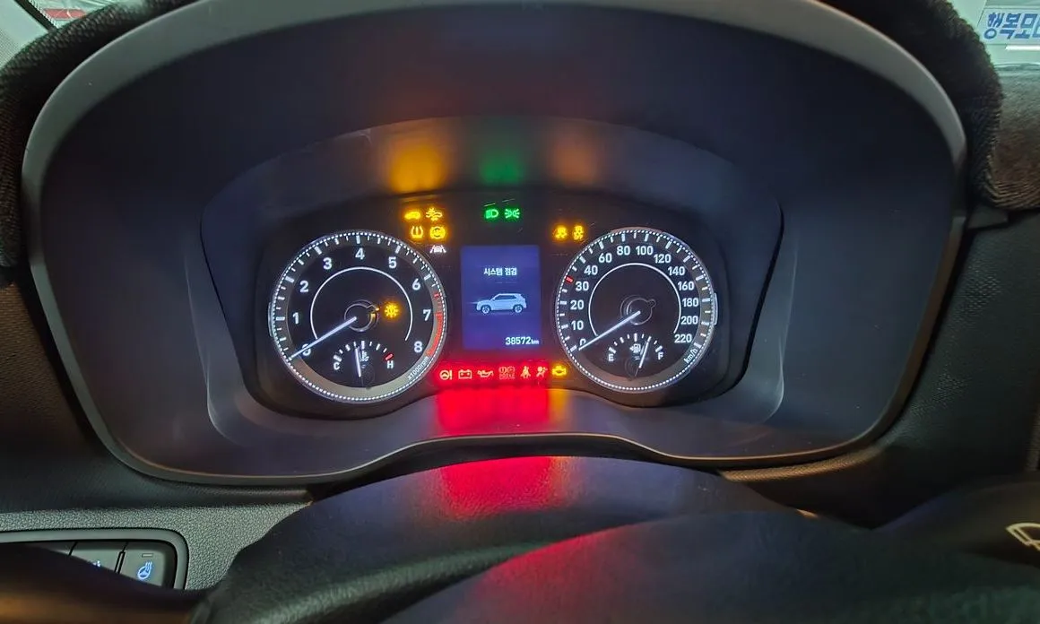 Hyundai Venue 2021 из KR, фото 4