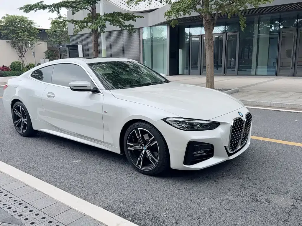 BMW 4 Series 2022 из CN, фото 9