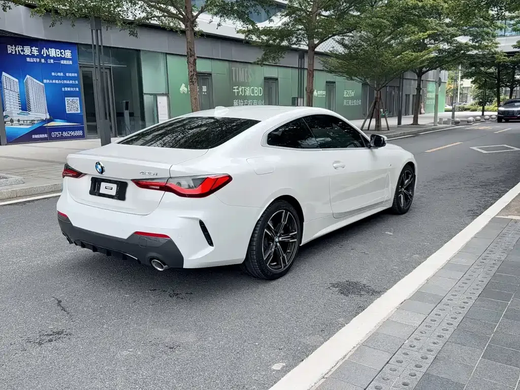 BMW 4 Series 2022 из CN, фото 8
