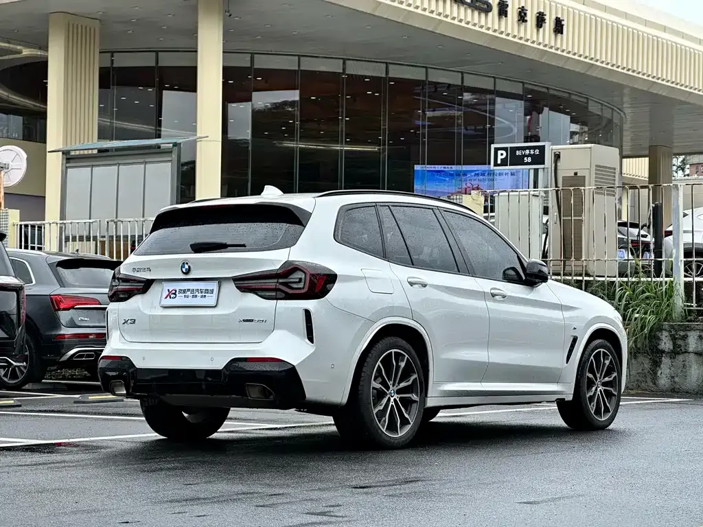 BMW X3 — фото 7