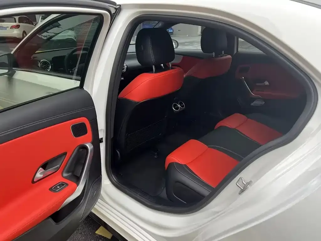 Mercedes-Benz A-Class AMG — фото 5