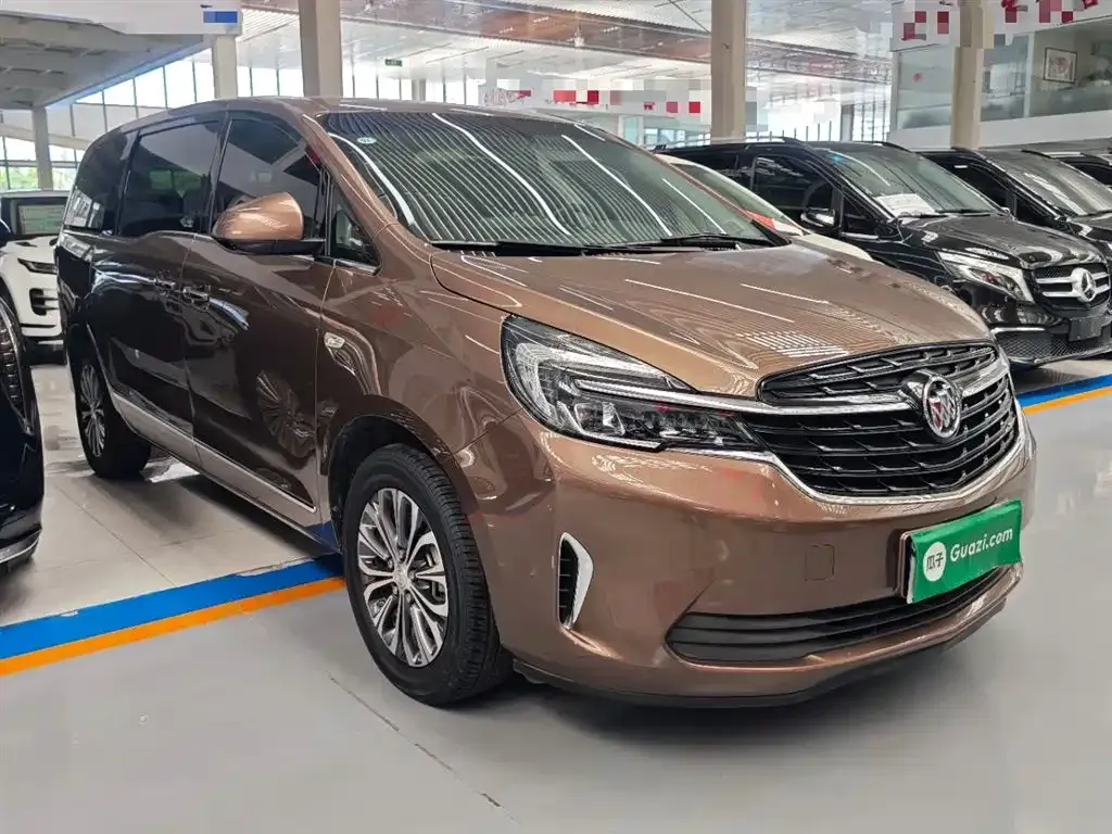 Buick GL8 2021 из CN, фото 9
