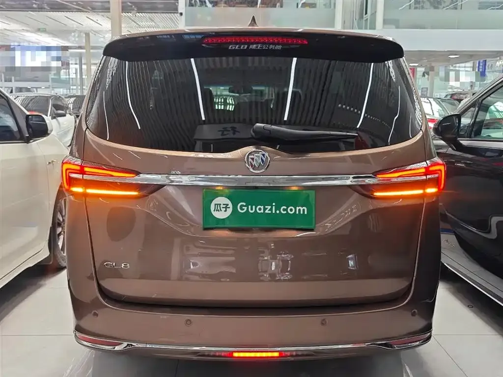 Buick GL8 2021 из CN, фото 7