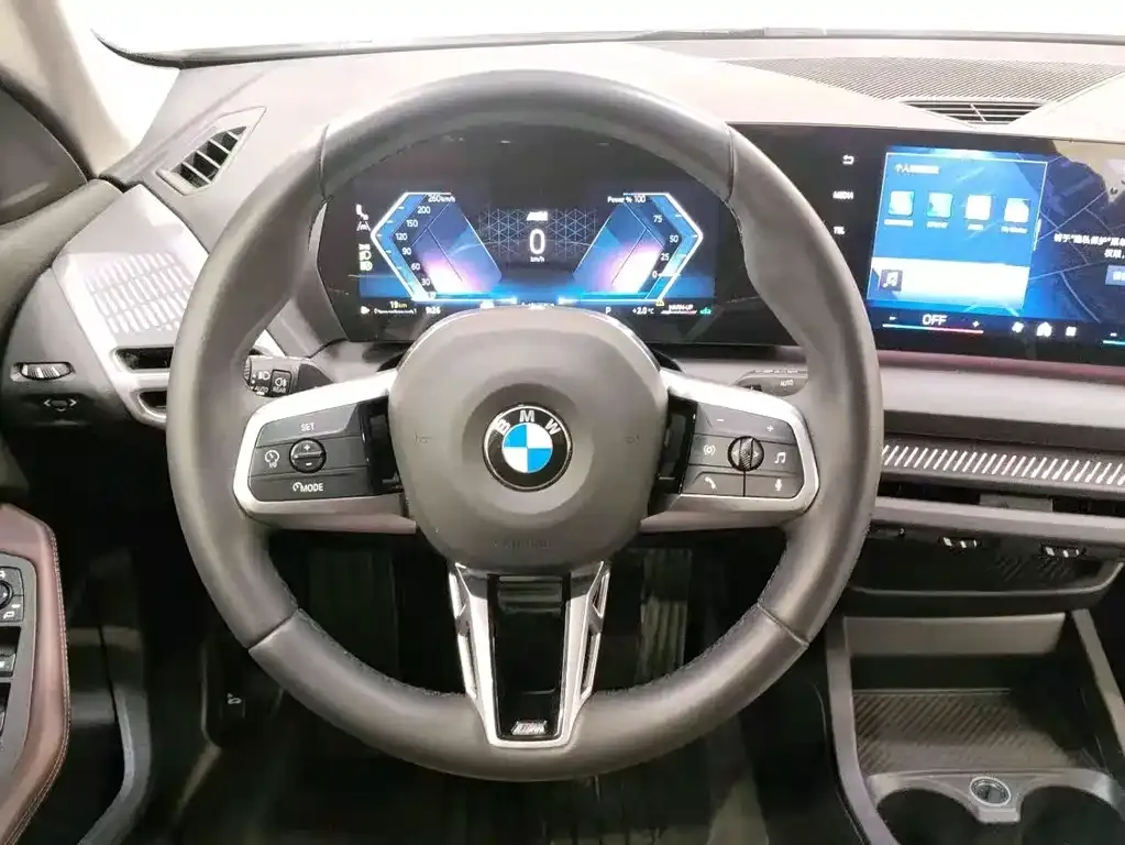 BMW 2 Series 2025 из CN, фото 9