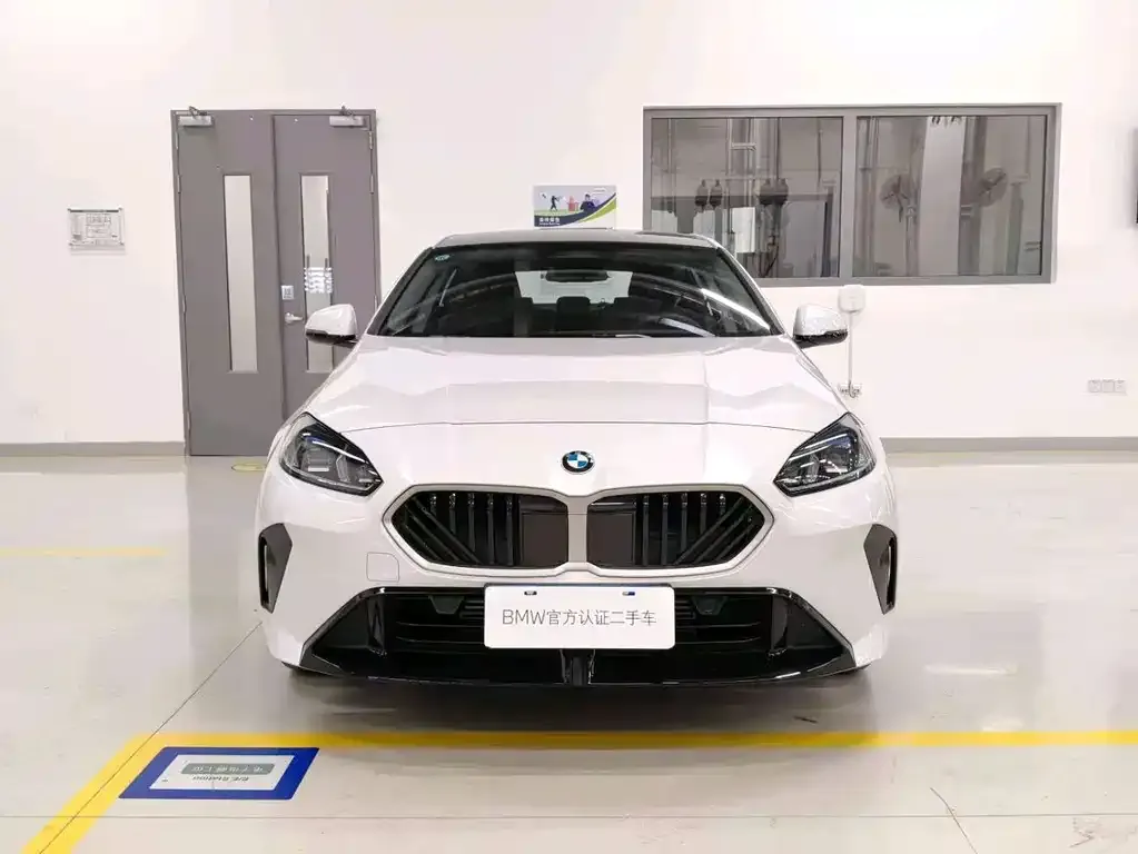 BMW 2 Series 2025 из CN, фото 6